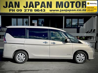 2018 Nissan Serena - Thumbnail