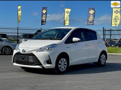 2019 Toyota Vitz - Thumbnail