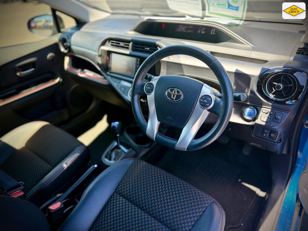 2015 Toyota Aqua