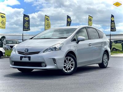 2014 Toyota Prius - Thumbnail