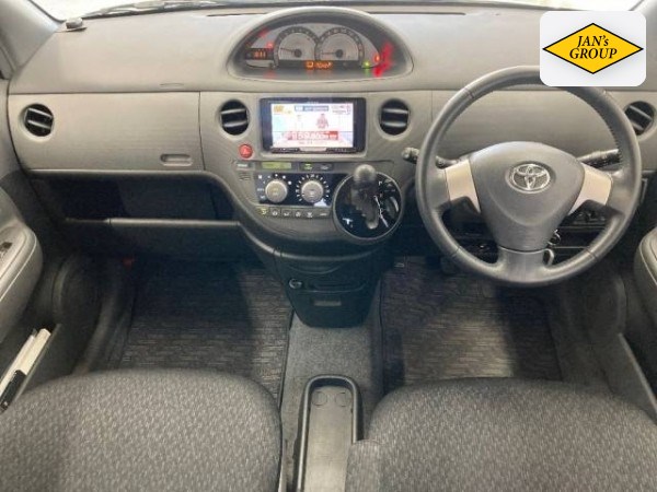 2014 Toyota Sienta