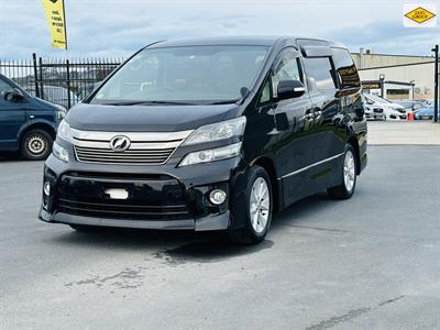 2013 Toyota Vellfire - Thumbnail