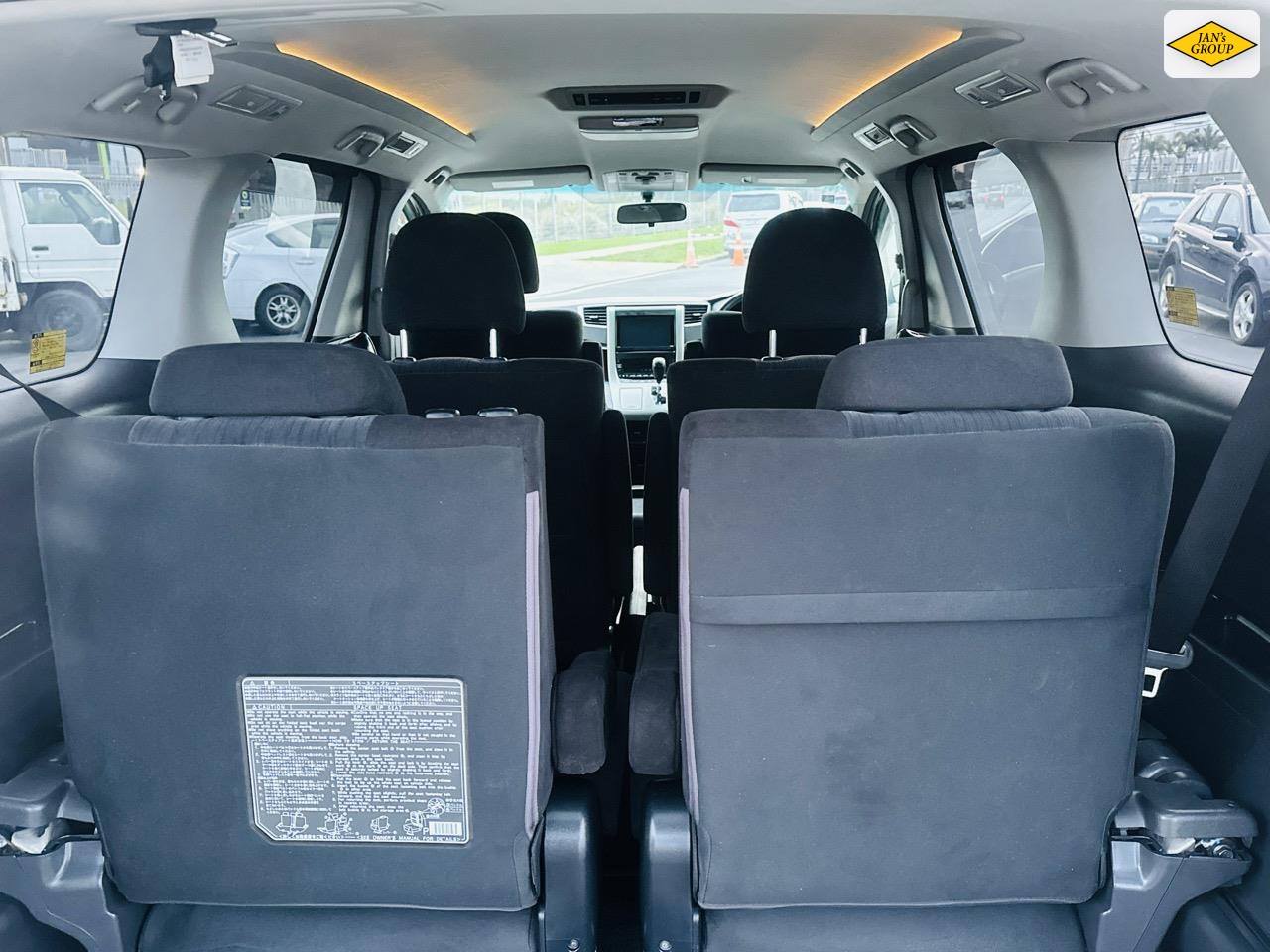 2013 Toyota Vellfire