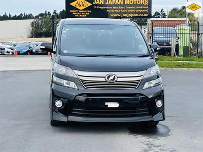 2013 Toyota Vellfire - Thumbnail