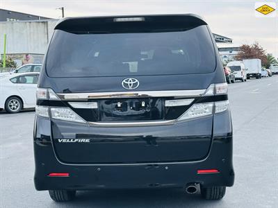 2013 Toyota Vellfire - Thumbnail