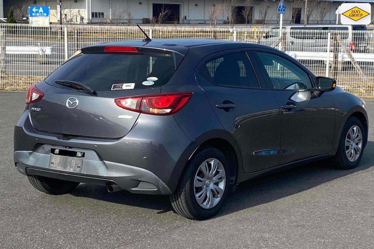 2015 Mazda Demio