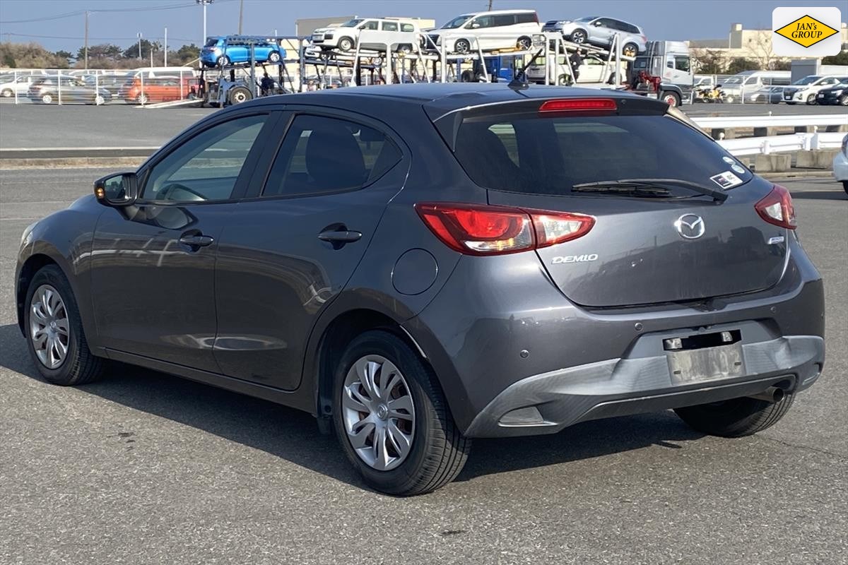 2015 Mazda Demio