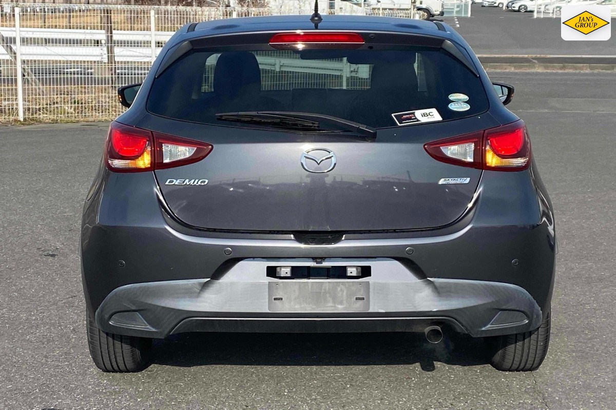 2015 Mazda Demio