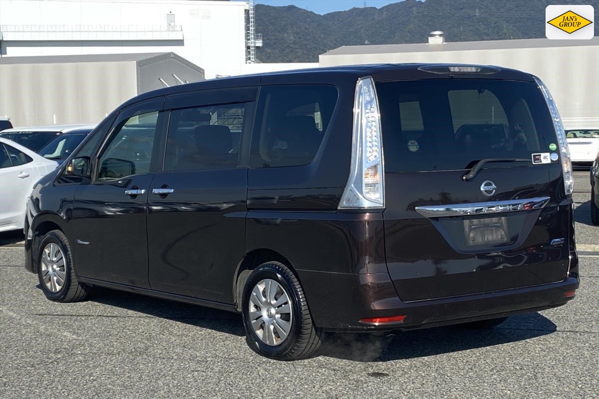 2016 Nissan Serena