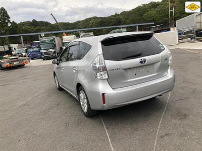 2013 Toyota Prius - Thumbnail