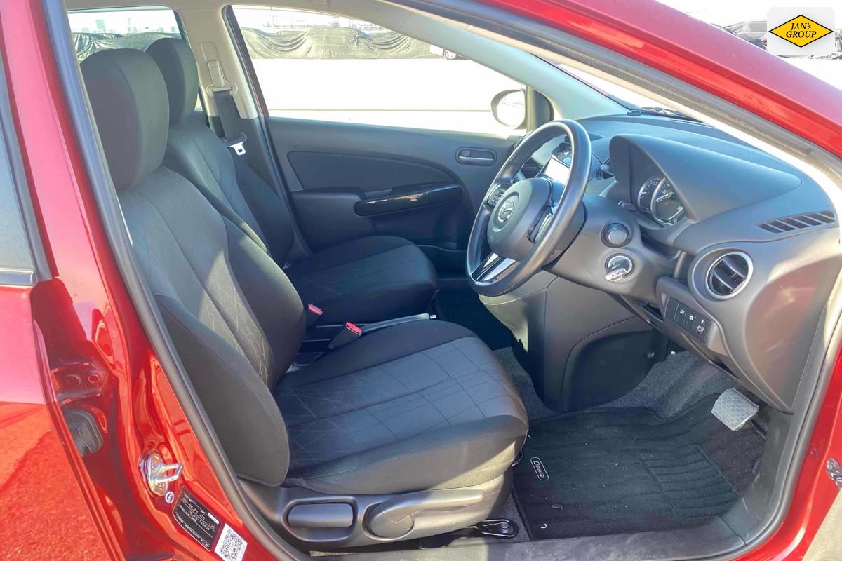 2014 Mazda Demio