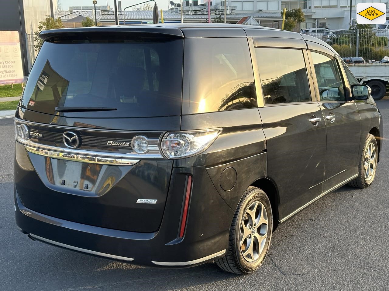 2013 Mazda Biante