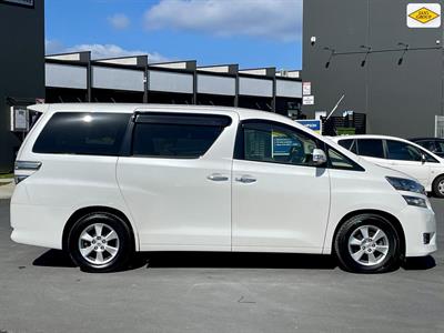 2014 Toyota Vellfire - Thumbnail