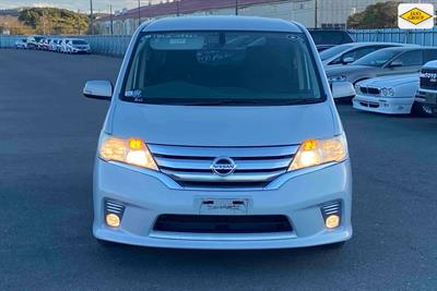 2012 Nissan Serena - Thumbnail