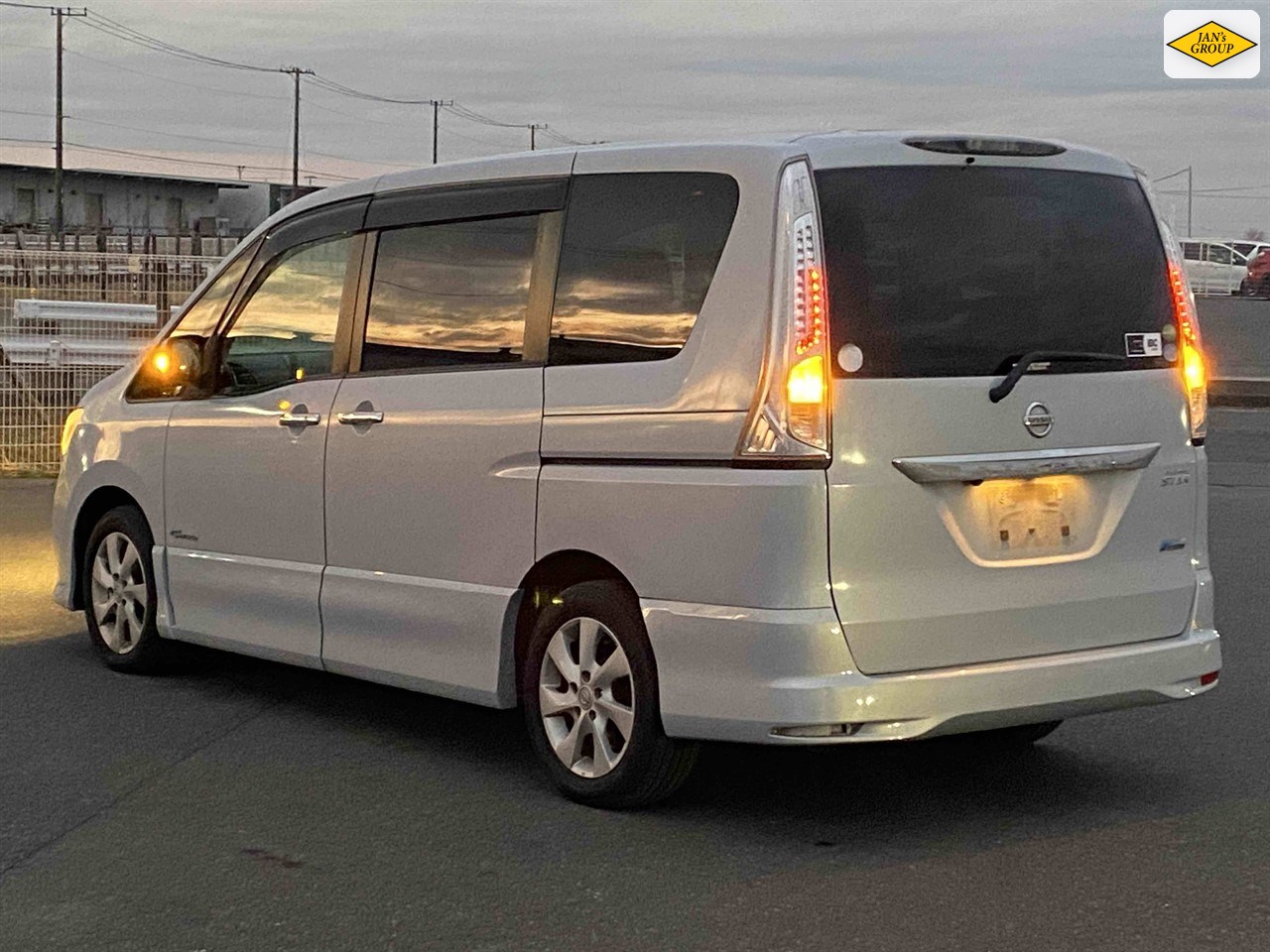 2012 Nissan Serena