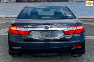 2012 Toyota Camry - Thumbnail