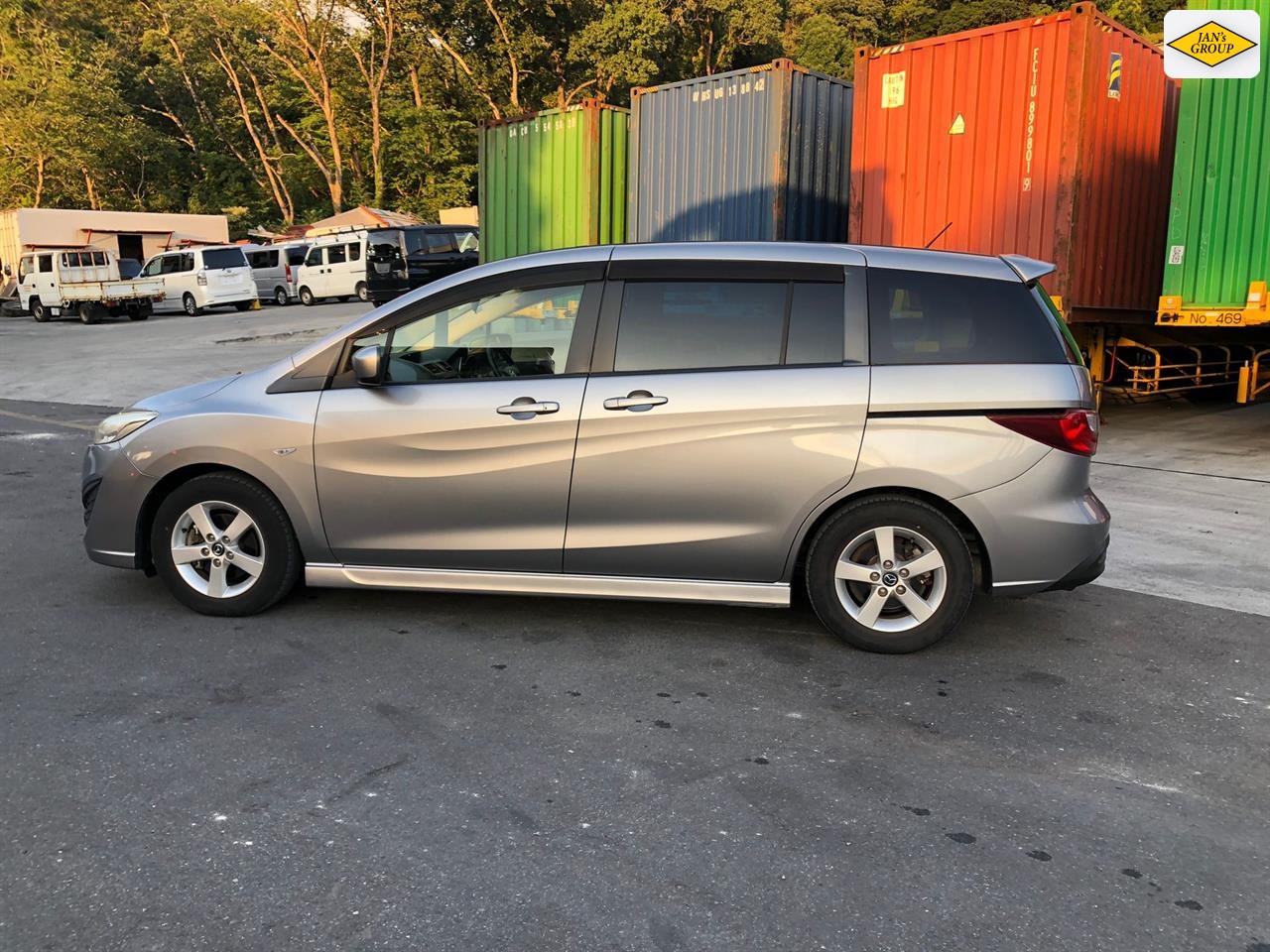 2013 Mazda Premacy