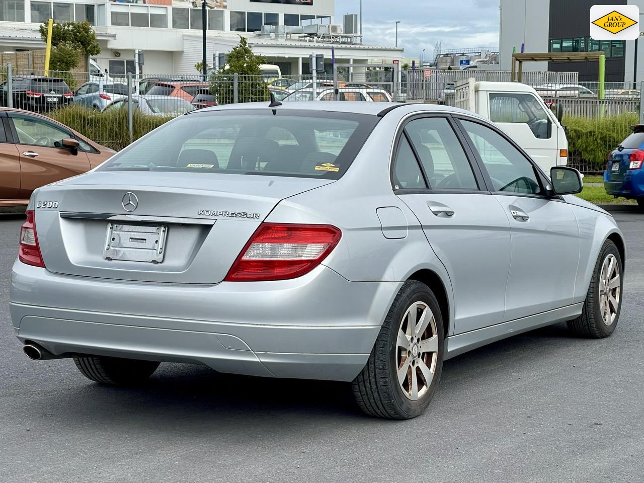 2009 Mercedes-Benz C 200