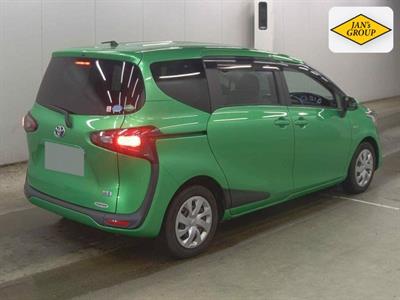 2016 Toyota Sienta - Thumbnail