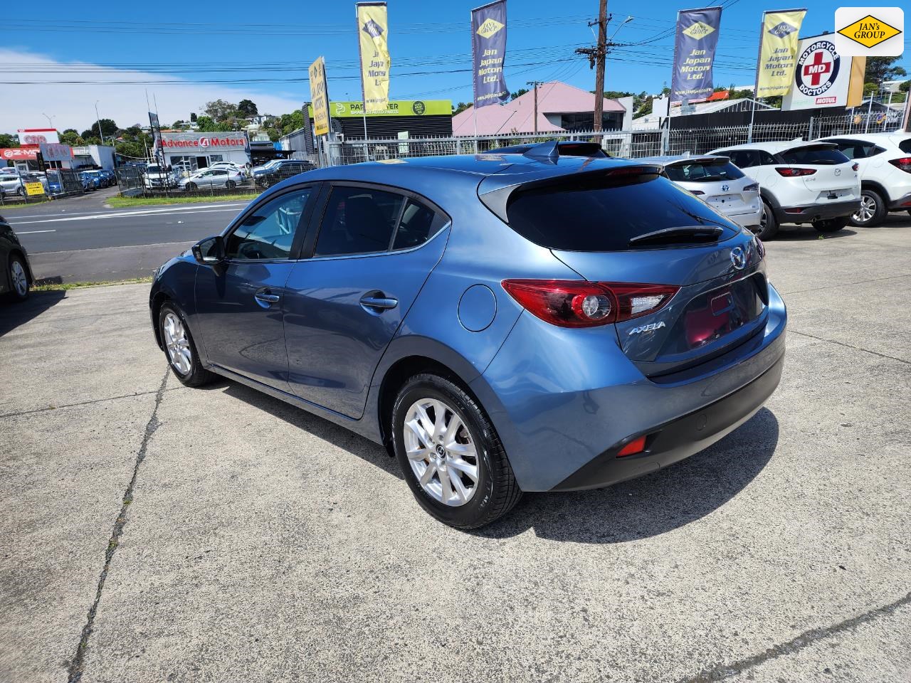 2015 Mazda Axela