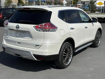 2014 Nissan X-Trail - Thumbnail