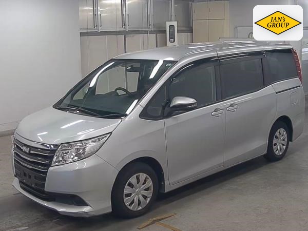 2014 Toyota Noah