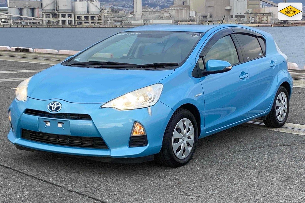 2013 Toyota Aqua