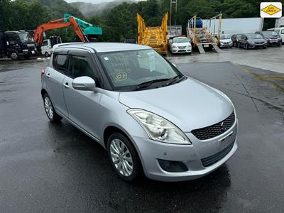 2013 Suzuki Swift - Thumbnail