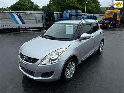 2013 Suzuki Swift - Thumbnail