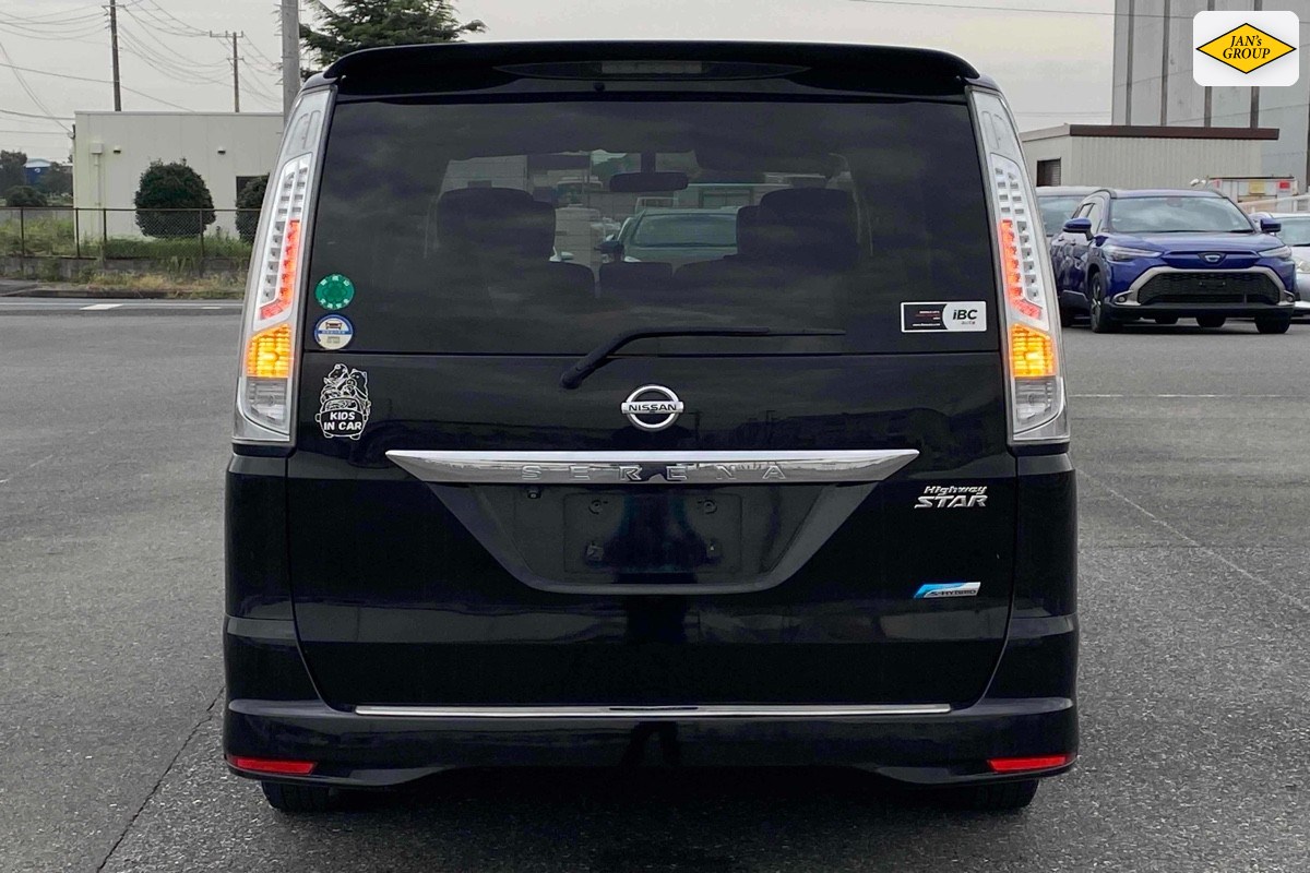 2013 Nissan Serena