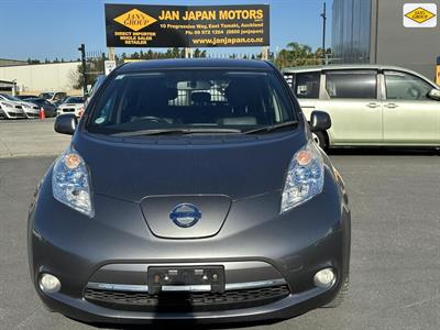 2013 Nissan Leaf - Thumbnail