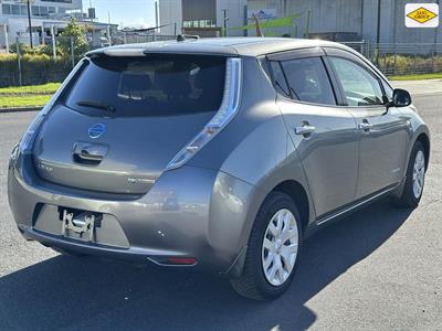 2013 Nissan Leaf - Thumbnail