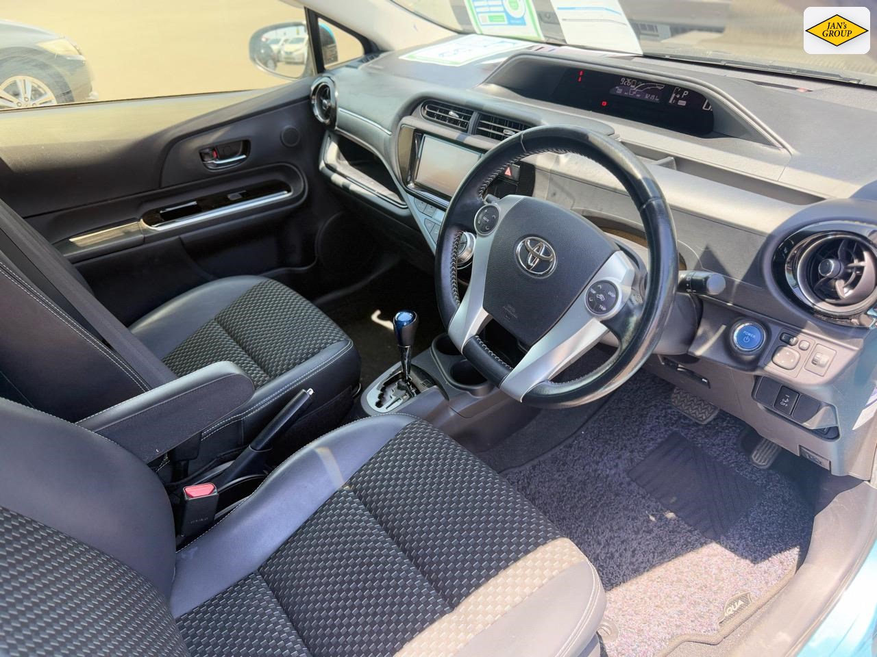 2015 Toyota Aqua