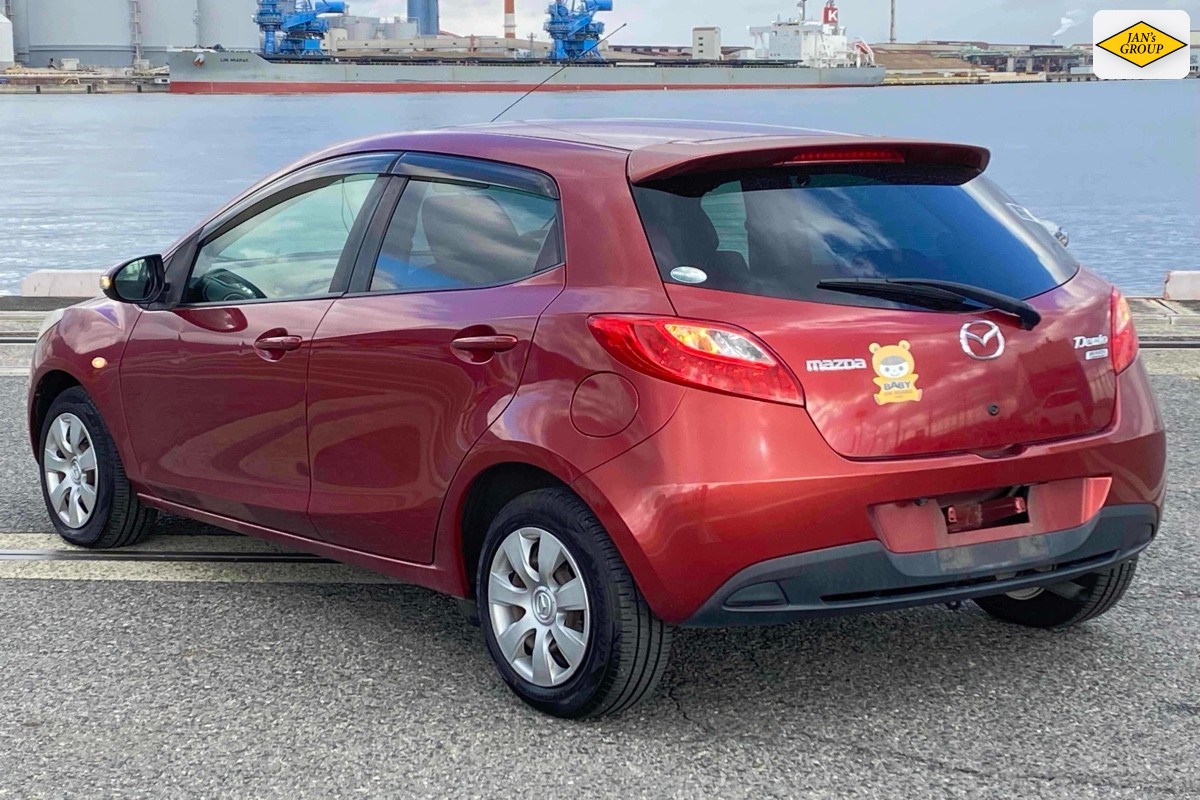 2014 Mazda Demio