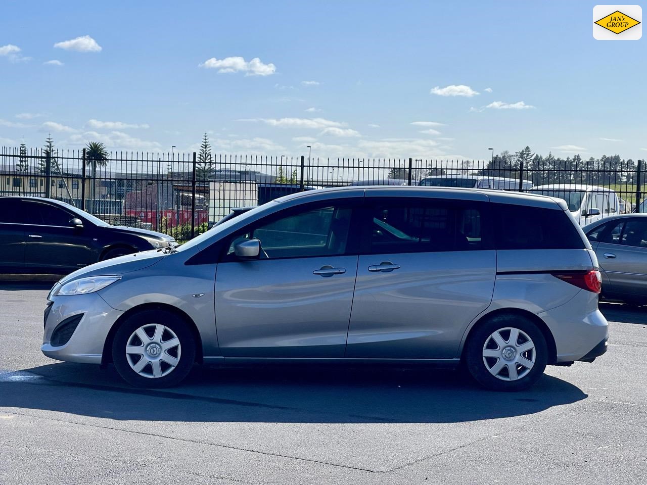 2015 Mazda Premacy