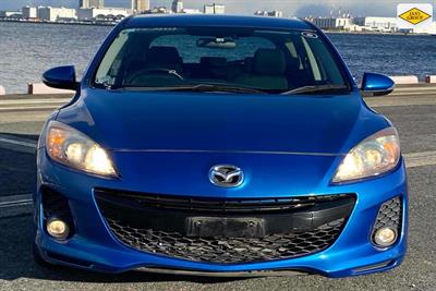 2012 Mazda Axela - Thumbnail