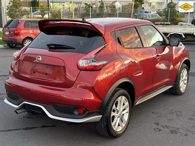 2017 Nissan Juke - Thumbnail