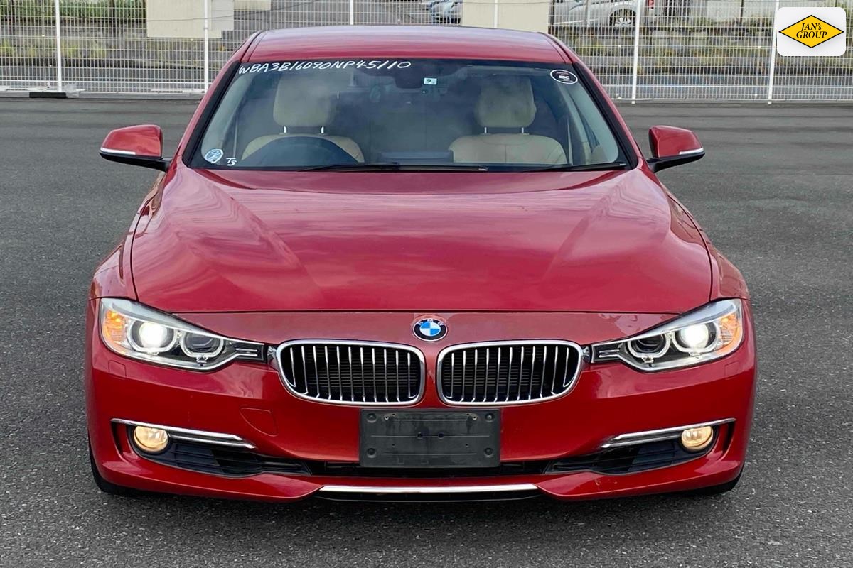 2012 BMW 3 SERIES