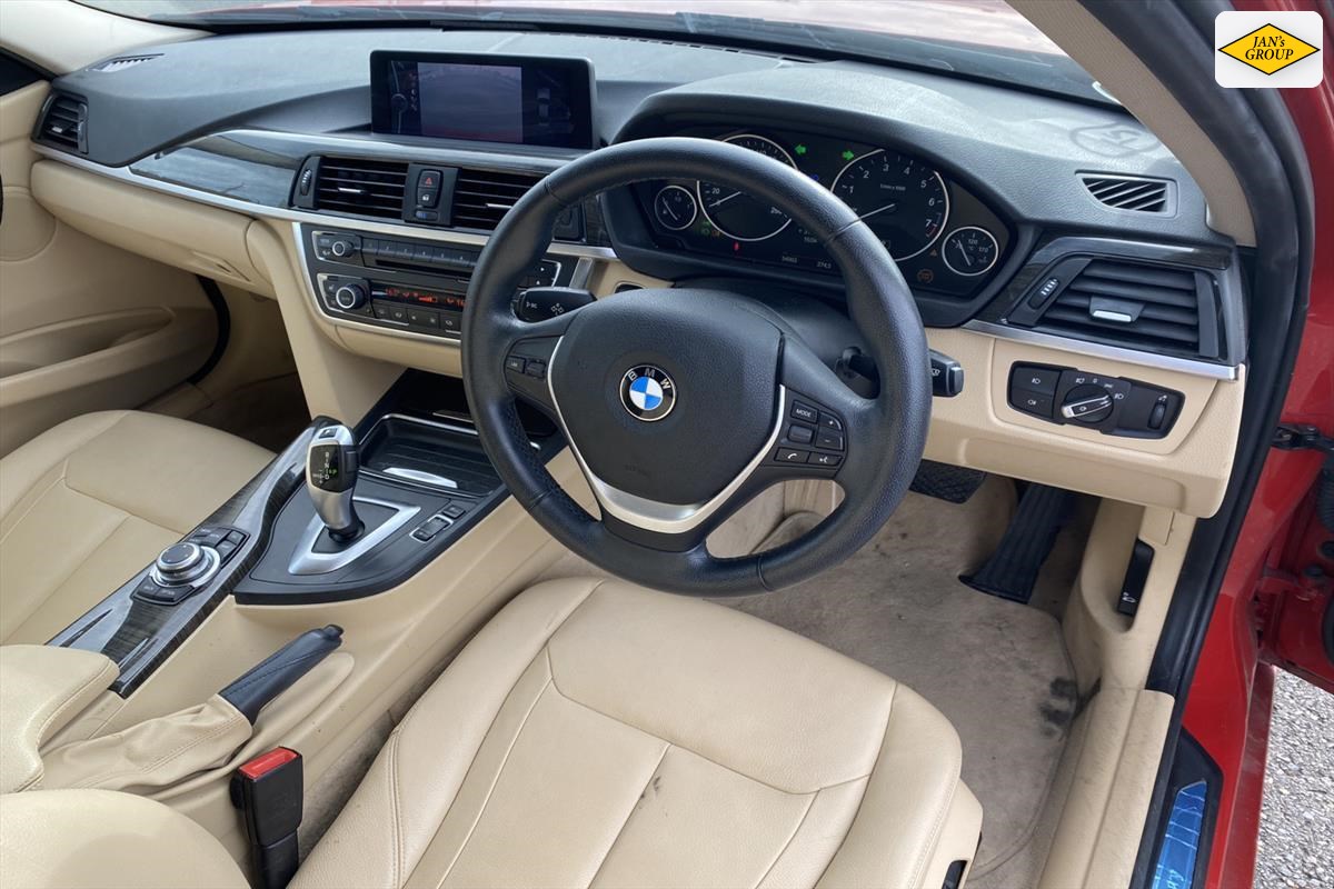 2012 BMW 3 SERIES