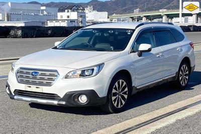 2016 Subaru Outback - Thumbnail