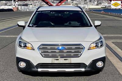 2016 Subaru Outback - Thumbnail