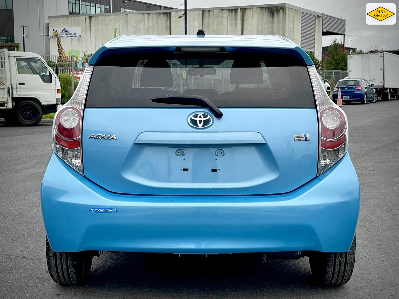 2013 Toyota Aqua