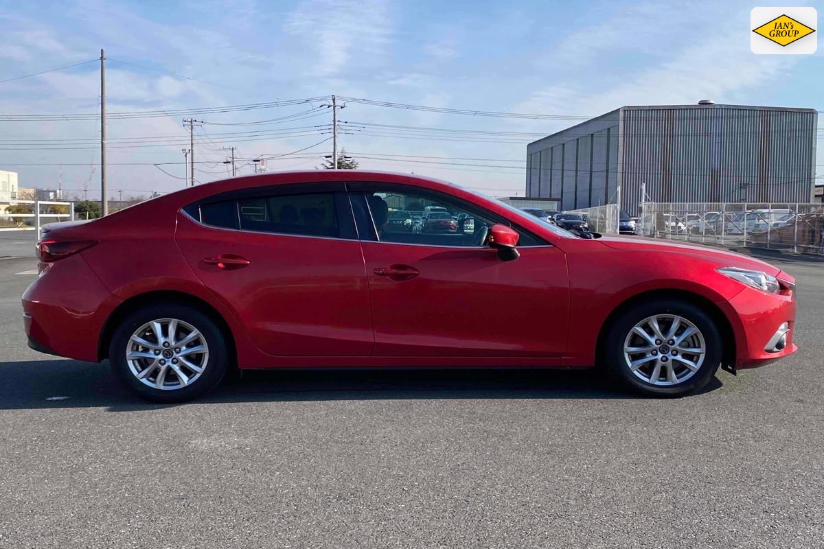 2014 Mazda Axela