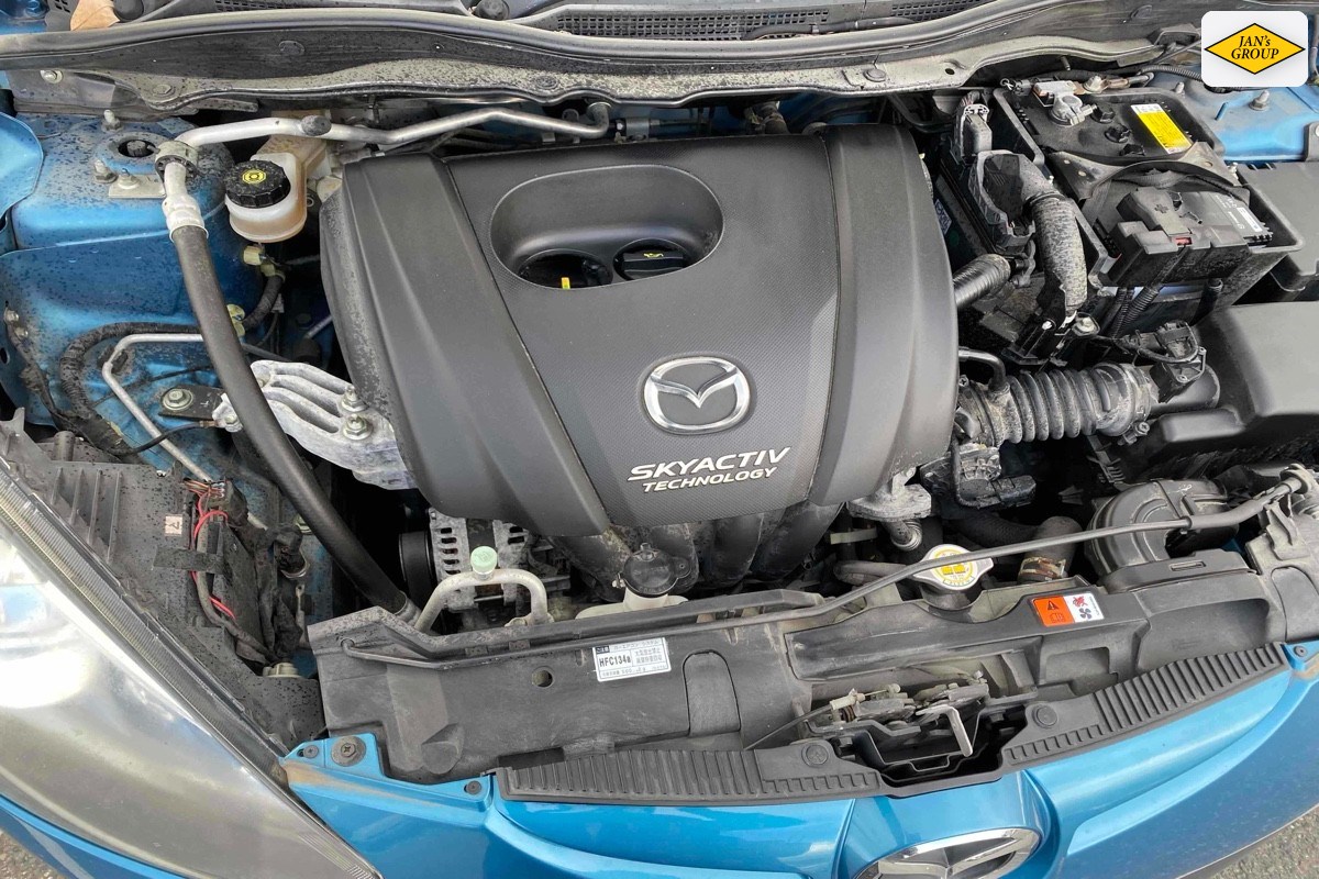 2013 Mazda Demio