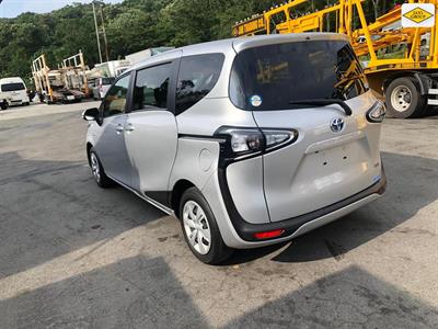 2019 Toyota Sienta - Thumbnail