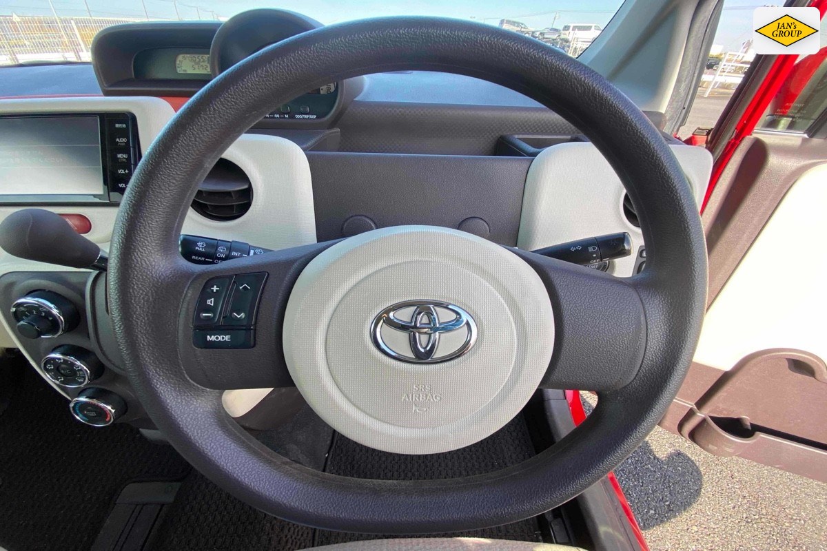 2014 Toyota Spade