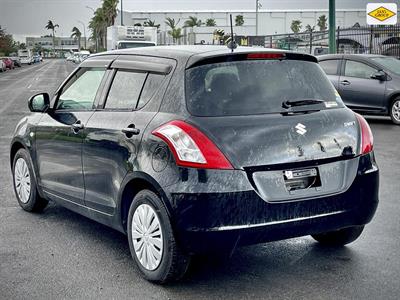 2014 Suzuki Swift - Thumbnail