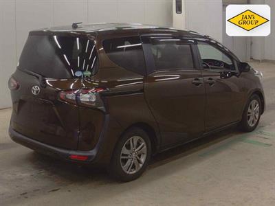 2015 Toyota Sienta - Thumbnail