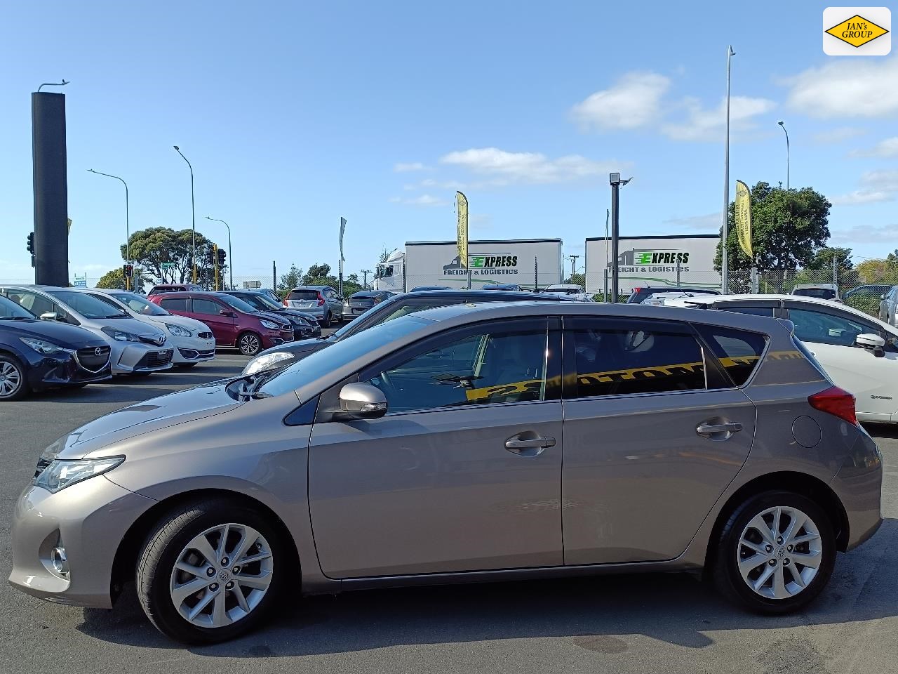 2013 Toyota Auris