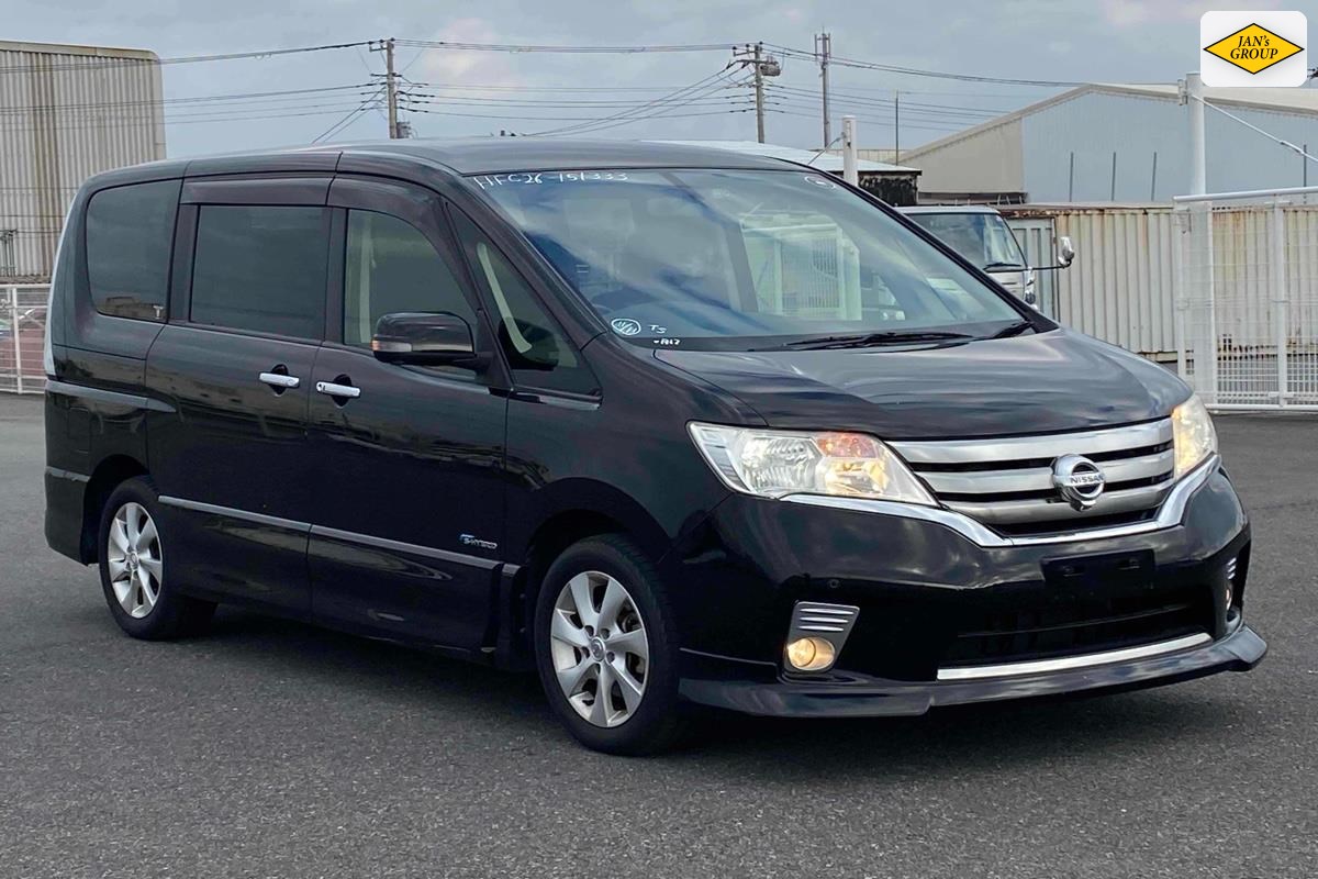 2013 Nissan Serena